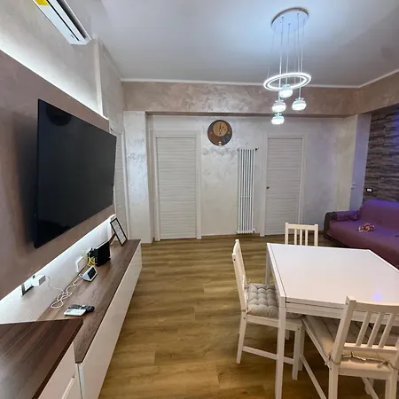 Casa Simy - Ad Un Passo Dal Mare Apartment *