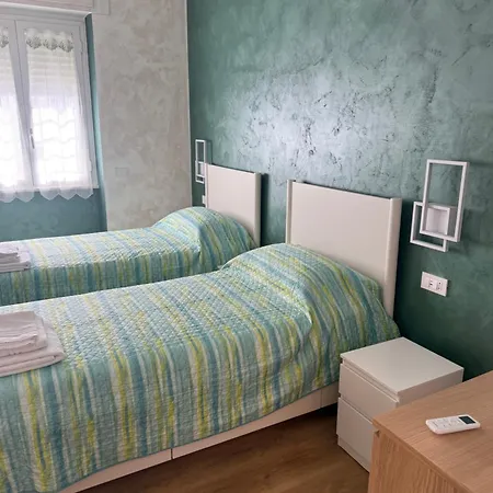 Casa Simy - Ad Un Passo Dal Mare * Lido di Ostia